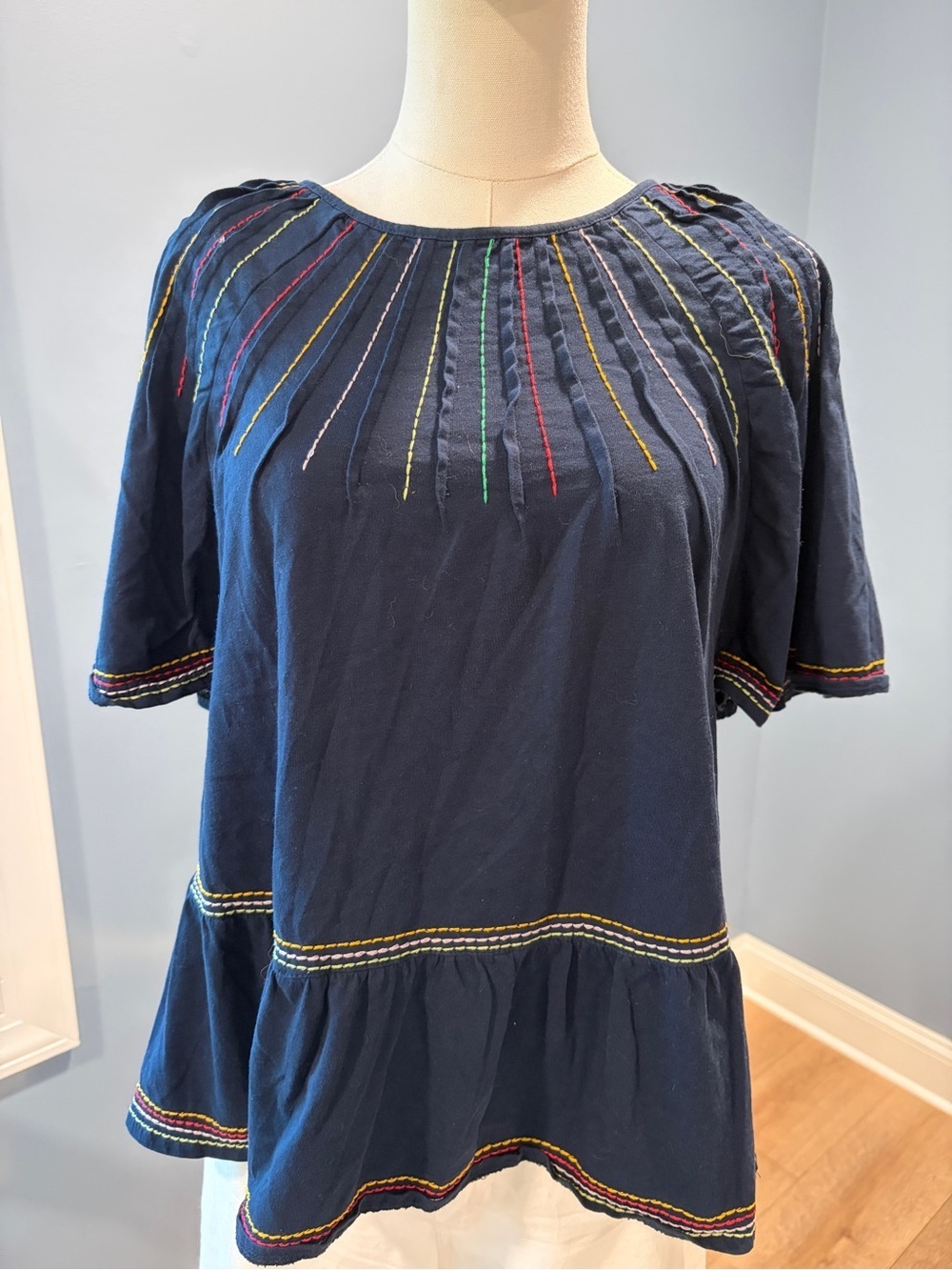 Maeve Anthropologie Navy Embroidered Peasant Blouse XS Boho - Picture 8 of 11